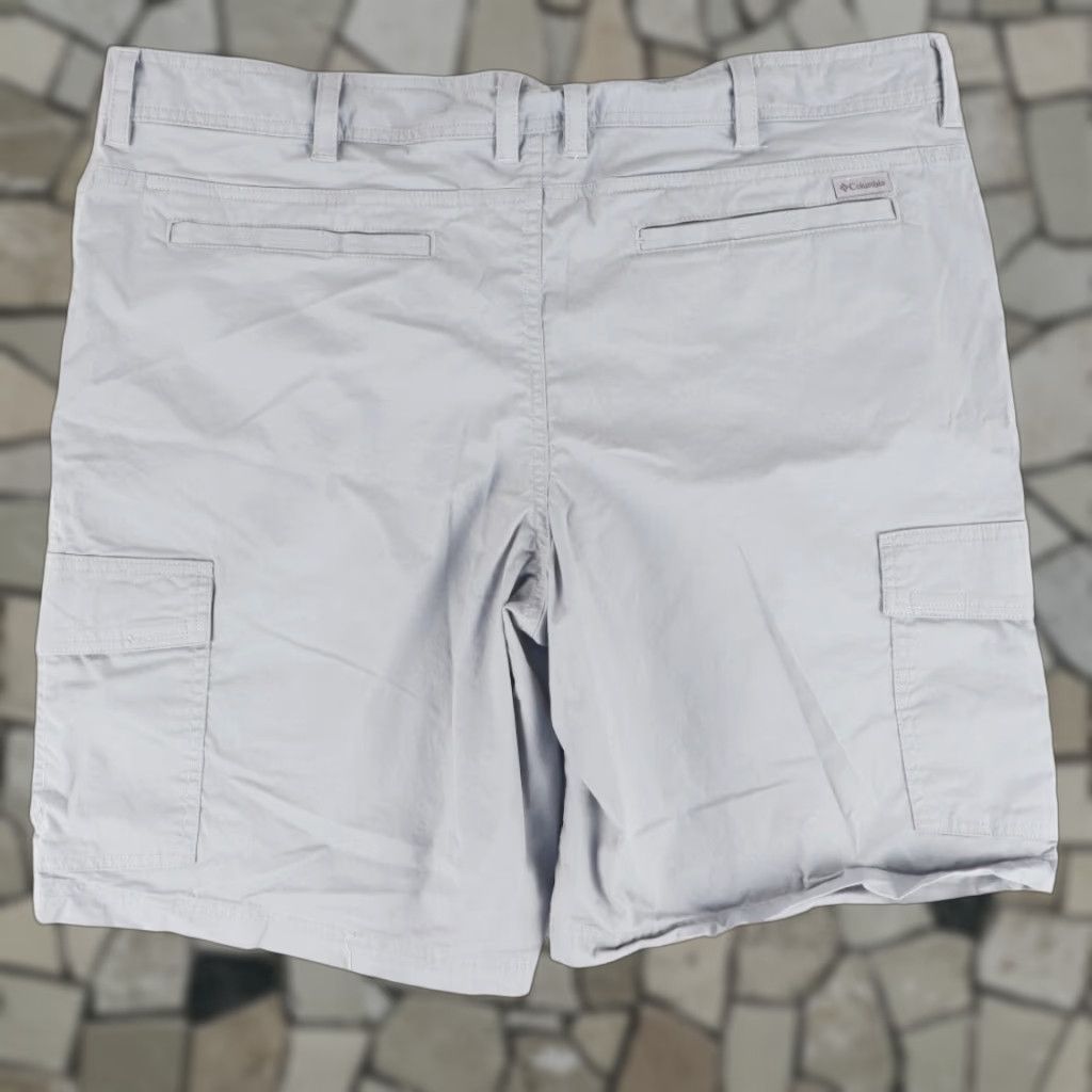 Vintage Columbia Cotton Twill Hiking Shorts Gray Men's 40 Size US 40 / EU 56 - 1 Thumbnail