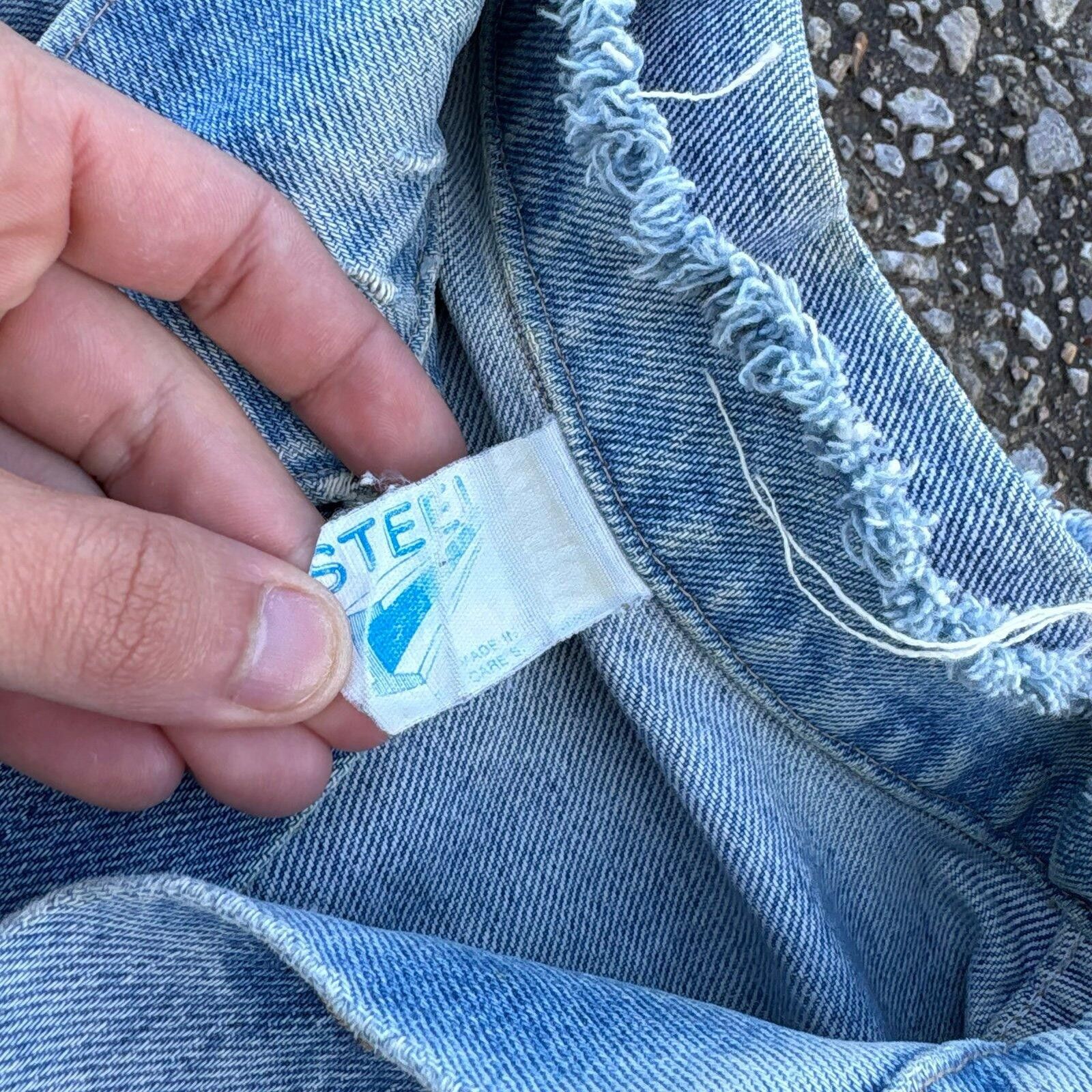 Levi's Vintage 90s light blue Jean denim jacket Size US L / EU 52-54 / 3 - 3 Thumbnail