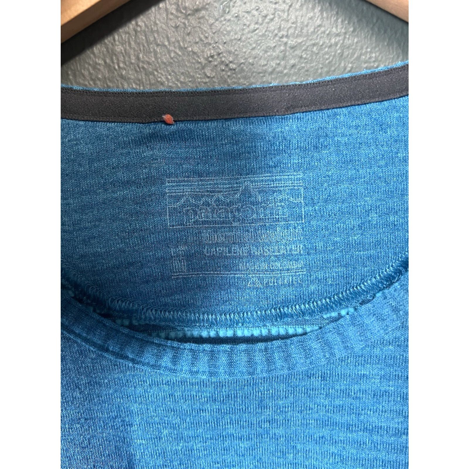 Patagonia Patagonia Mens Blue Long Sleeve Capilene Baselayer T-shirt M Size Medium Pullover Shirt Activewear Mens Size US M / EU 48-50 / 2 - 3 Thumbnail