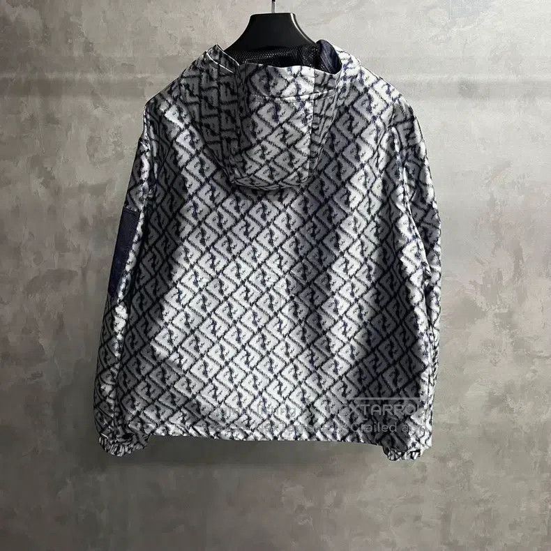 Fendi Fendi Silver Blue Logo Printed Hooded Zip-Up Casual Jacket Size US L / EU 52-54 / 3 - 2 Thumbnail