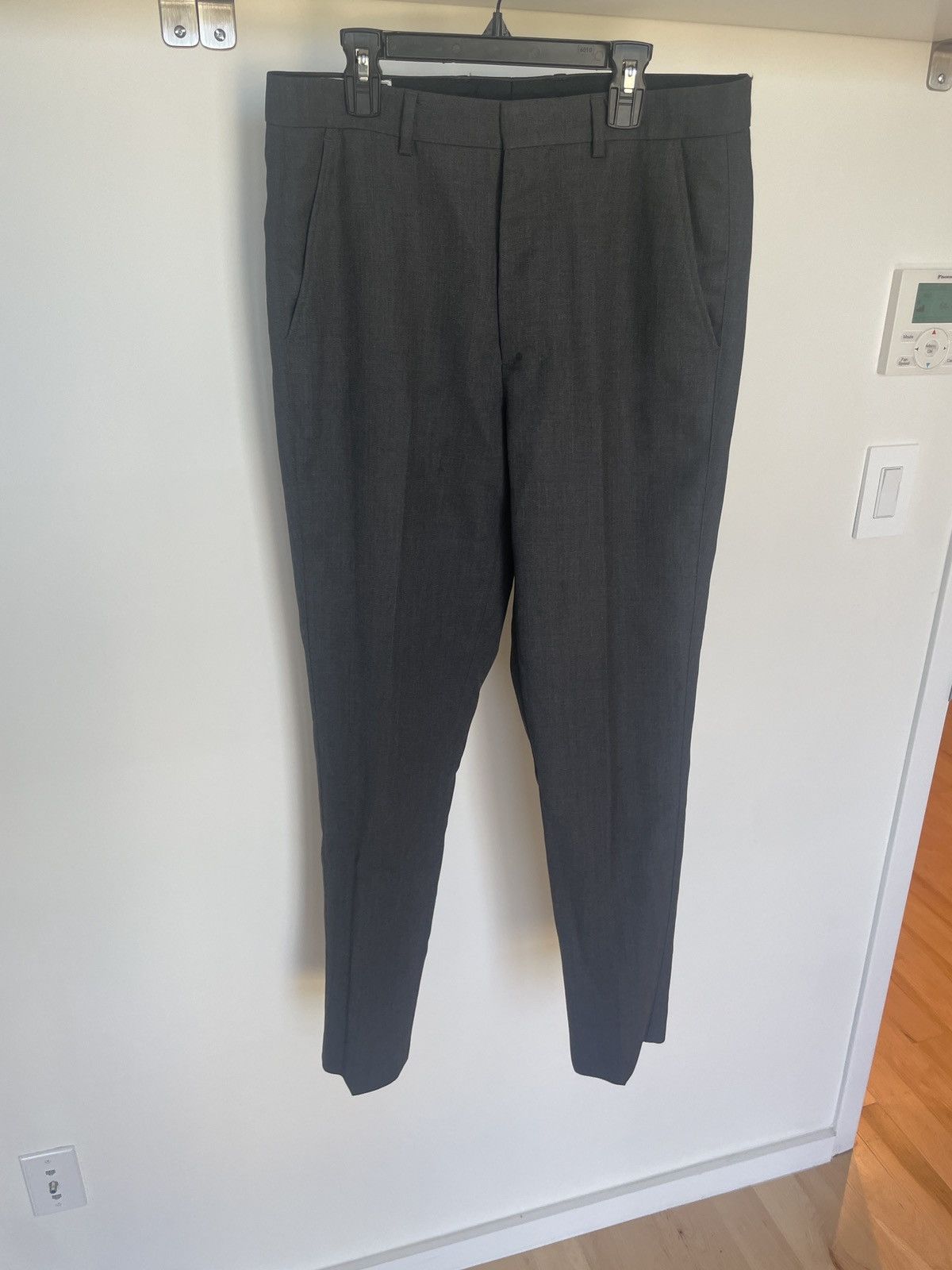 image of Ami Famous Carrot Fit Pants in Grey, Men's (Size 38)