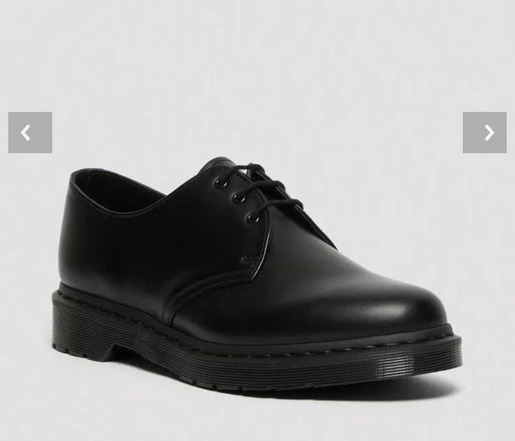 image of 1461 Mono Smooth Leather Oxford Shoes Dr Martens in Black, Women's