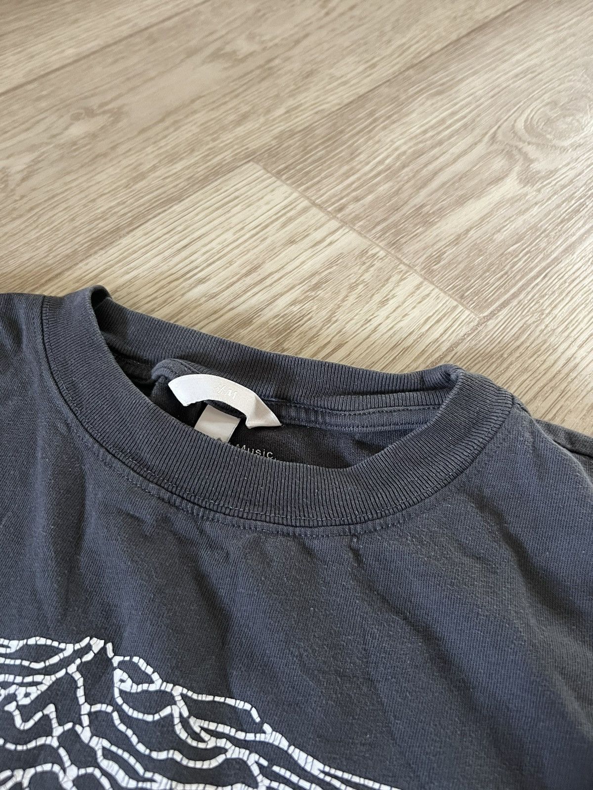 Band Tees × Joy Division × Vintage Y2K JOY DIVISION UNKNOWN PLEASURES VINTAGE STYLE T Shirt Tee Size US S / EU 44-46 / 1 - 5 Thumbnail