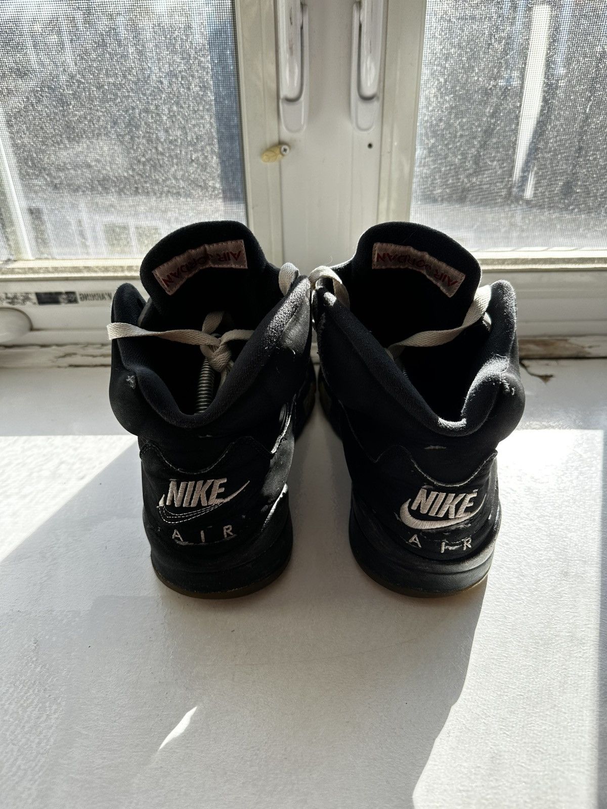 Jordan Brand Air Jordan 5 Retro OG ‘Black Metallic’ 2016 Size US 9.5 / EU 42-43 - 4 Thumbnail