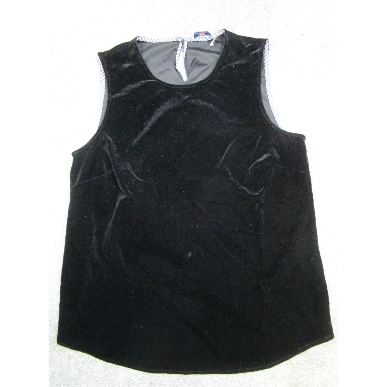 Vineyard Vines Vineyard Vines Shirt Womens XS Black Velvet Tank Top Tank Velvet Shirt Black XS Vineyard Vines Womens Size XS / US 0-2 / IT 36-38 - 2 Thumbnail