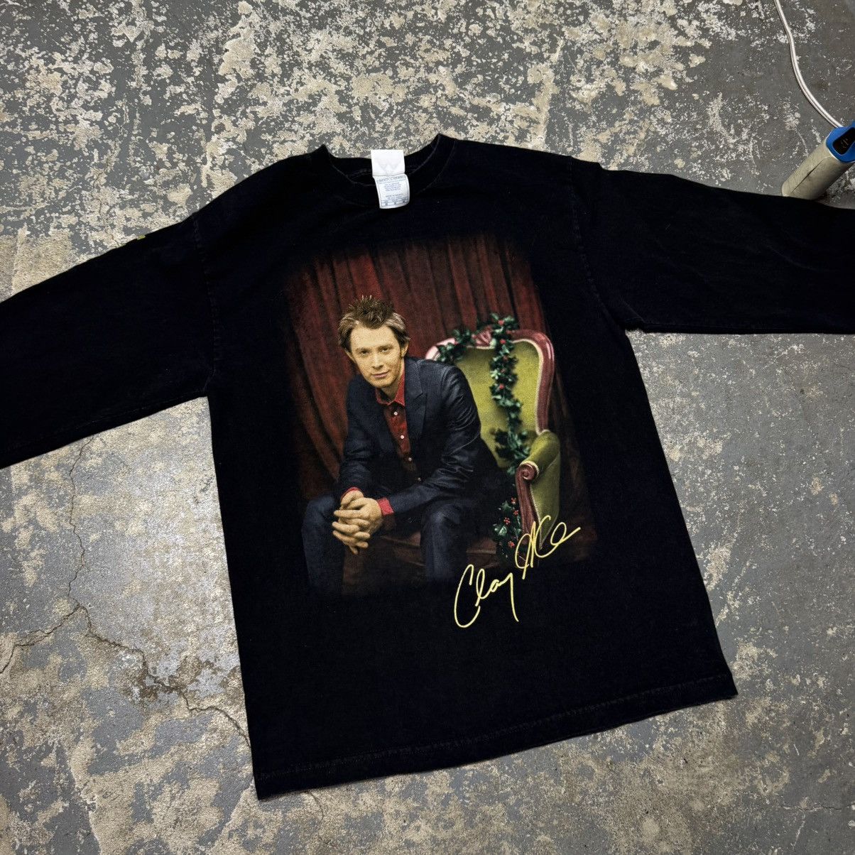 Band Tees Vintage Clay Aiken Christmas Tour Black Long Sleeve Tshirt Size US M / EU 48-50 / 2 - 9 Thumbnail