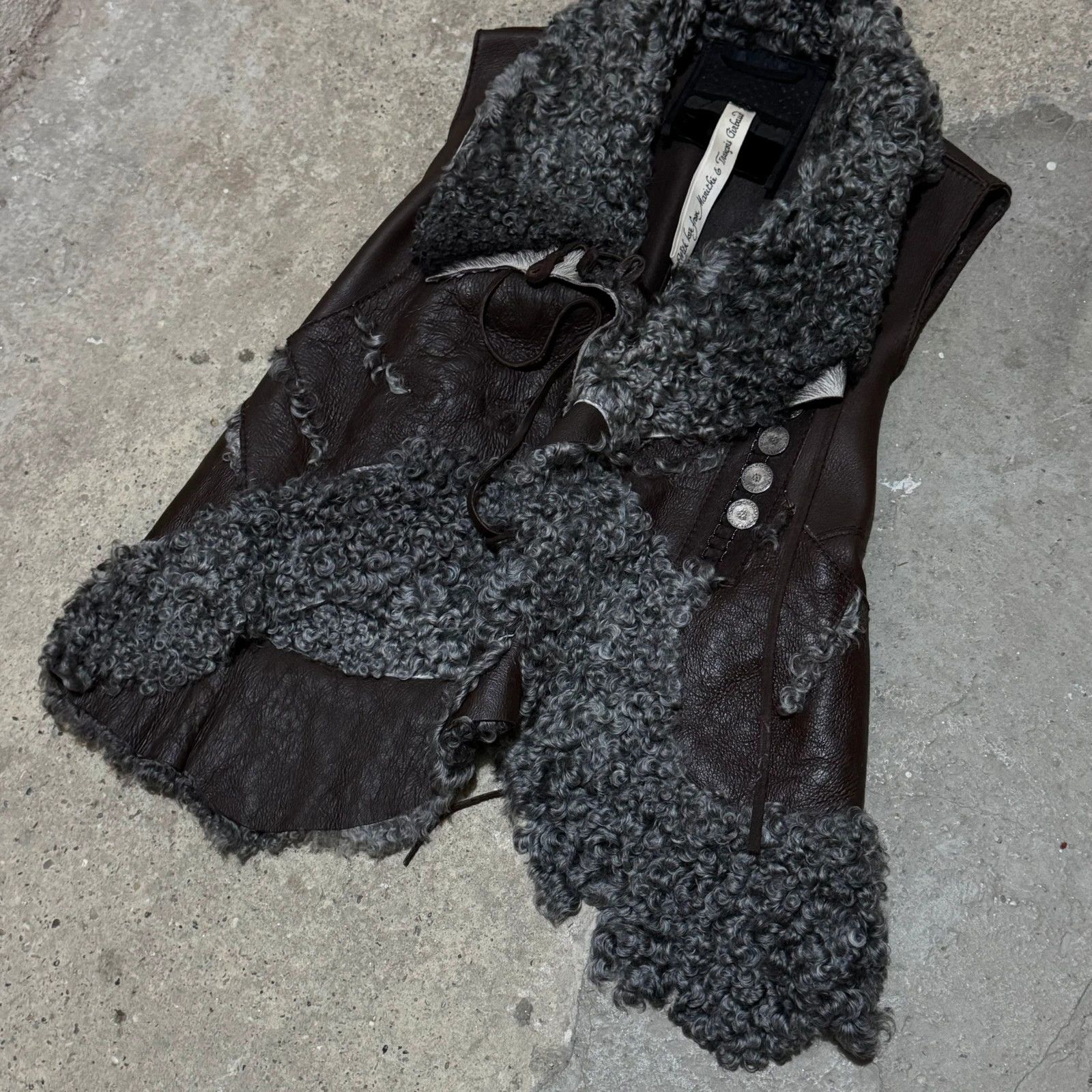 Marithe + Francois Girbaud Vintage Marithe François Girbaud shearling lethaer vest Size ONE SIZE - 2 Thumbnail
