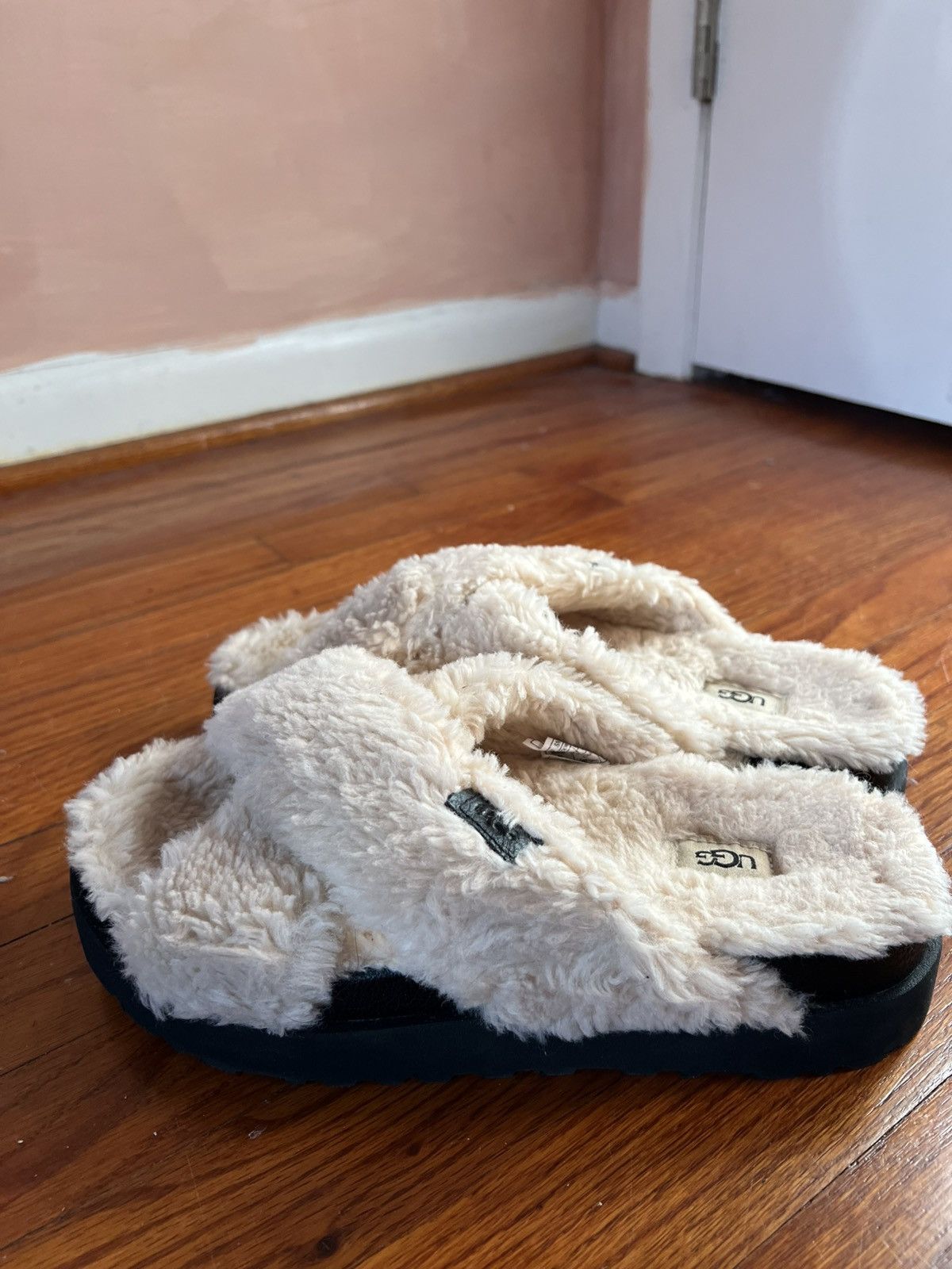 Ugg Ugh fleece lined platform slides Size US 10 / IT 40 - 6 Thumbnail