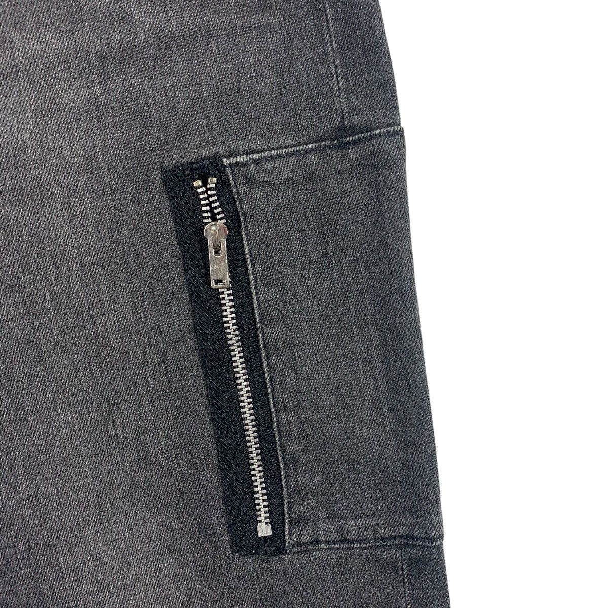 Undercover × Uniqlo UNIQLO X UNDERCOVER zipped one cargo pocket skinny pants Size US 33 - 8 Thumbnail