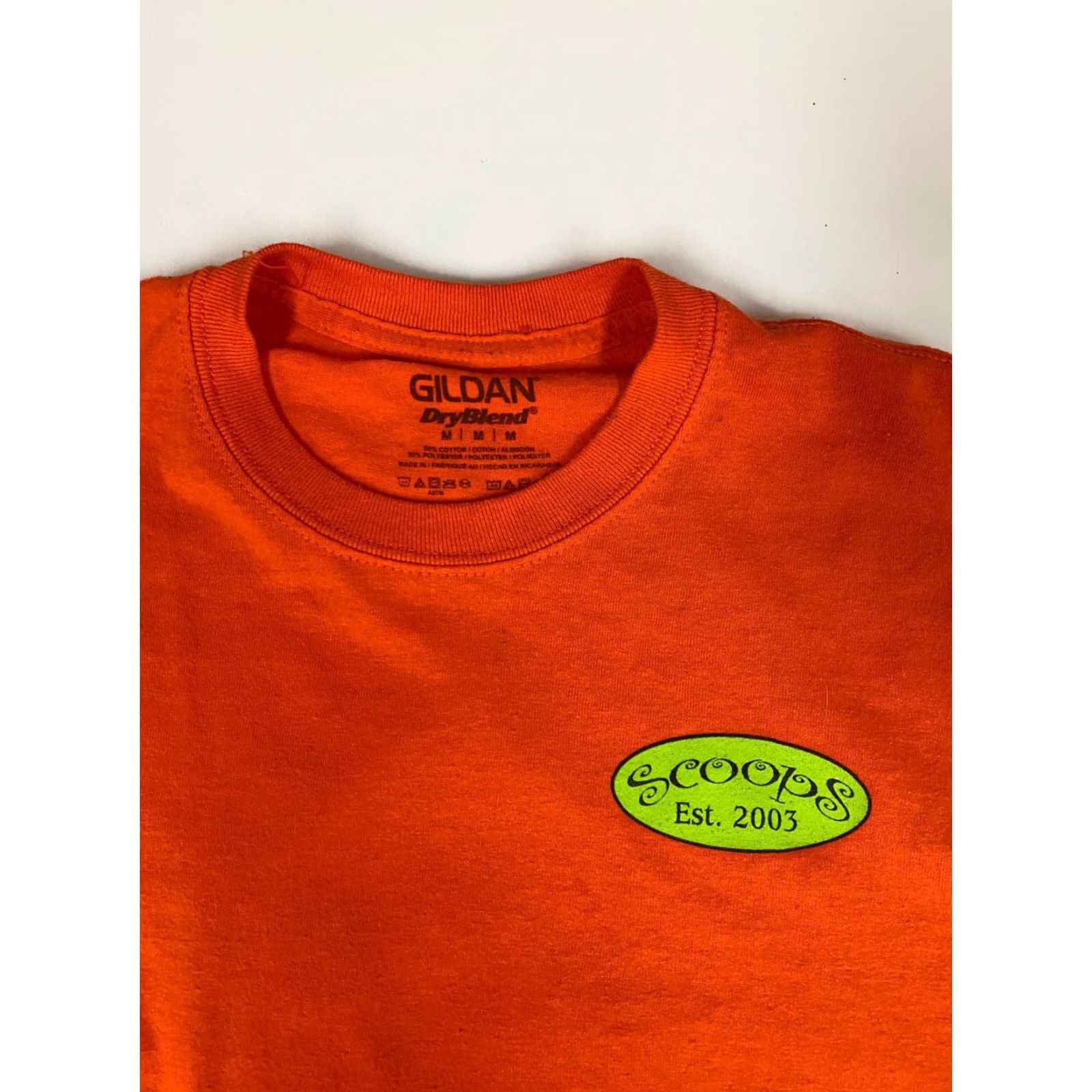 Gildan Gildan Ice Cream Mens Shirt M Orange Short Sleeve Cotton Polyester Logo T-Shirt Vintage? No (adjusted) Size US M / EU 48-50 / 2 - 4 Thumbnail