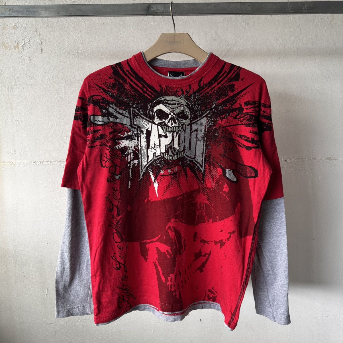 If Six Was Nine 2000s Tapout AOP Layered Skull Grunge Long-sleeve Tee Size US L / EU 52-54 / 3 - 1 Thumbnail