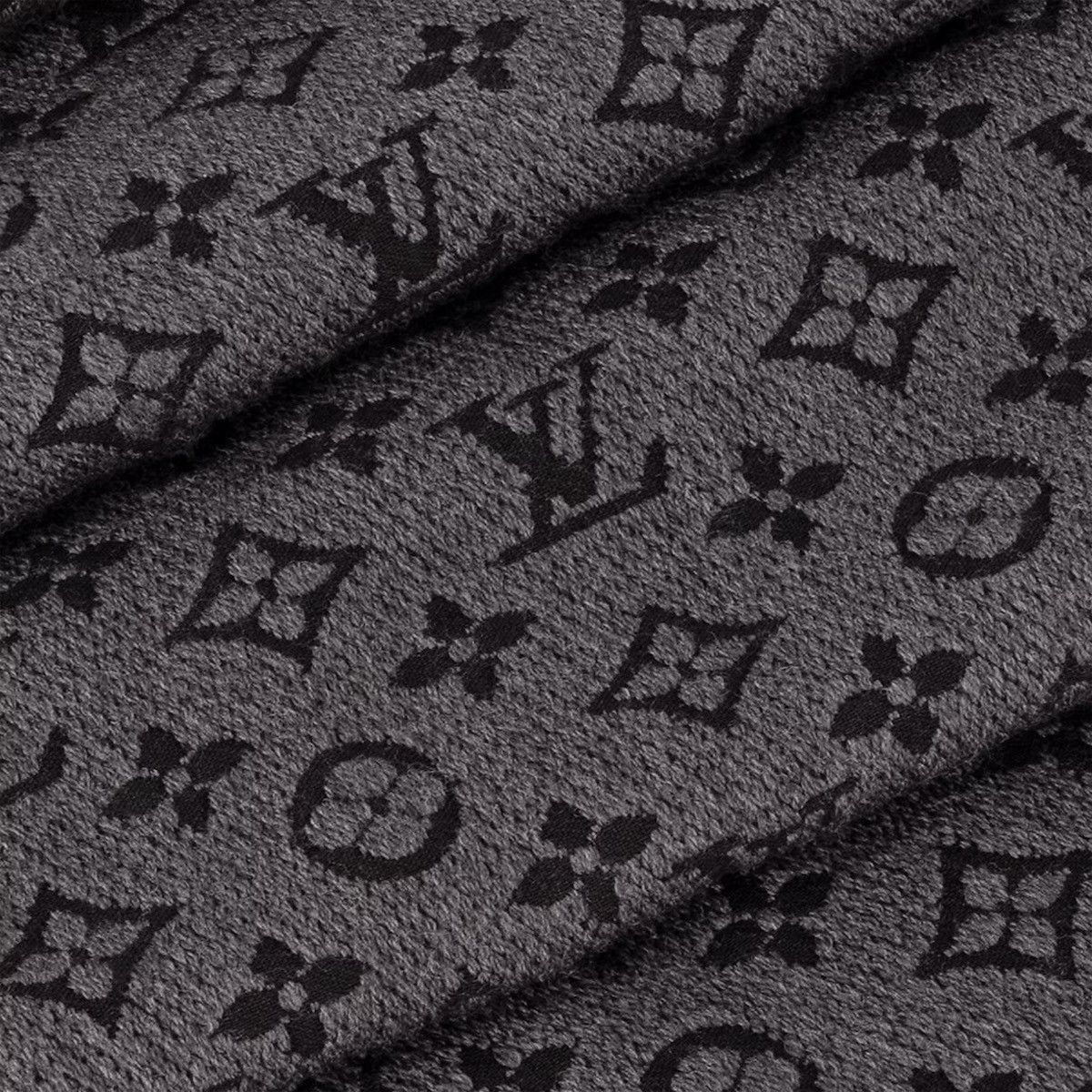 Louis Vuitton Louis Vuitton Monogram Classic Scarf Size ONE SIZE - 3 Thumbnail