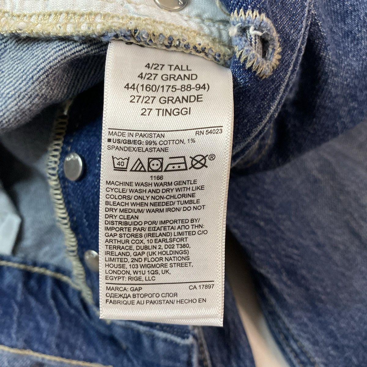 Gap GAP High Rise Women's Jeans Distressed Button 4/27 Tall, NWT Size 27" / US 4 / IT 40 - 11 Thumbnail