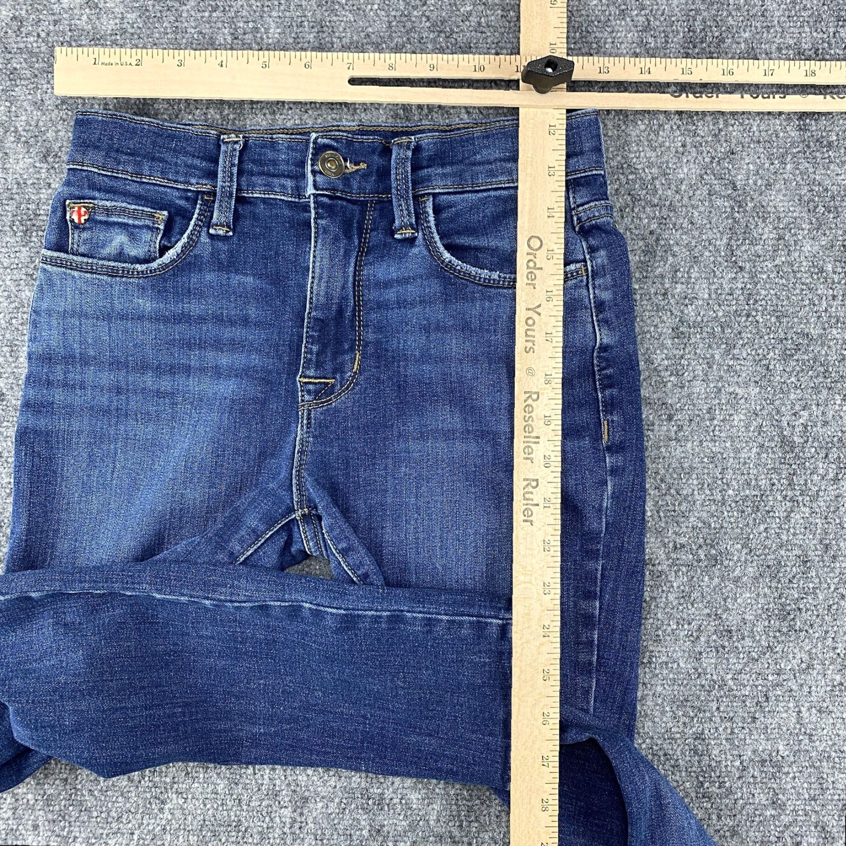 Hudson HUDSON Jeans Womens 25 Blue Blair Skinny Stretch Denim 5-Pocket Mid Rise Zip Fly Size 42" / US 20 - 6 Thumbnail