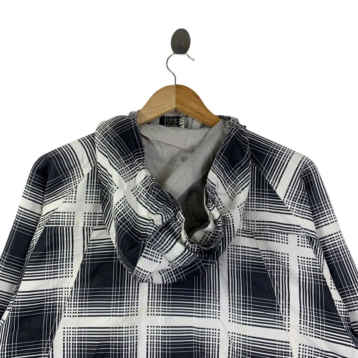 Vintage Vintage le-Rhythm Trick Master Grid Pattern Hooded Jacket Size US XS / EU 42 / 0 - 7 Thumbnail