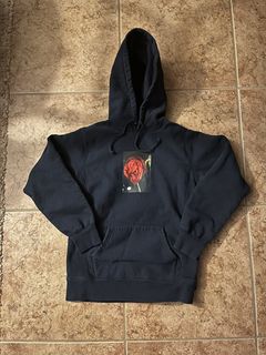 Supreme araki rose on sale hoodie