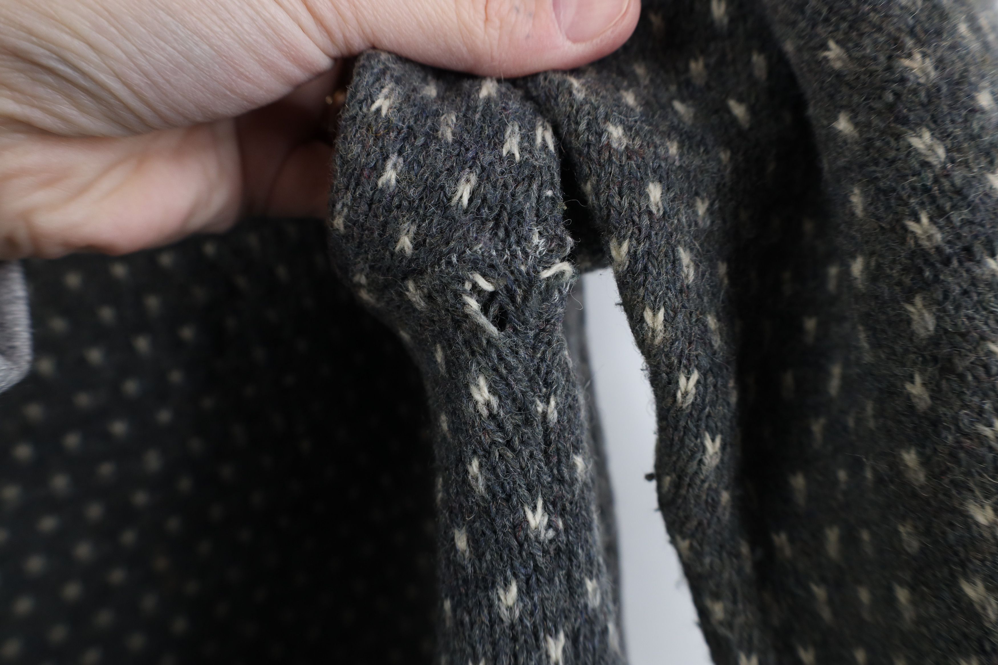 Vintage Vintage 70s Streetwear Wool Blend Knit Polka Dot Sweater Size US M / EU 48-50 / 2 - 6 Thumbnail
