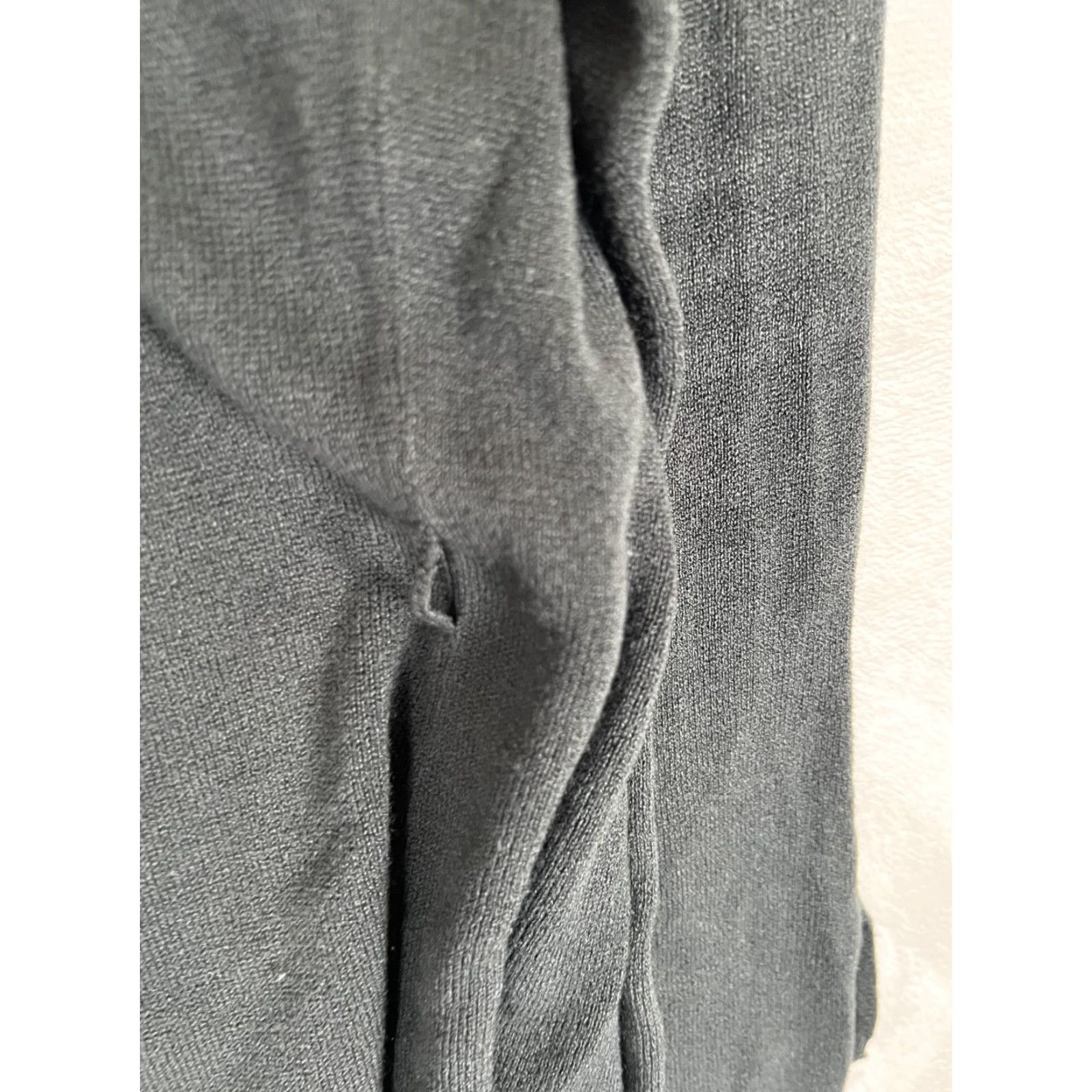 Mossimo VINTAGE Mossimo Cardigan Women's Size Medium Black Y2K Sweater V-Neck Knit Winter Fall Spring Womens Size M / US 6-8 / IT 42-44 - 7 Thumbnail