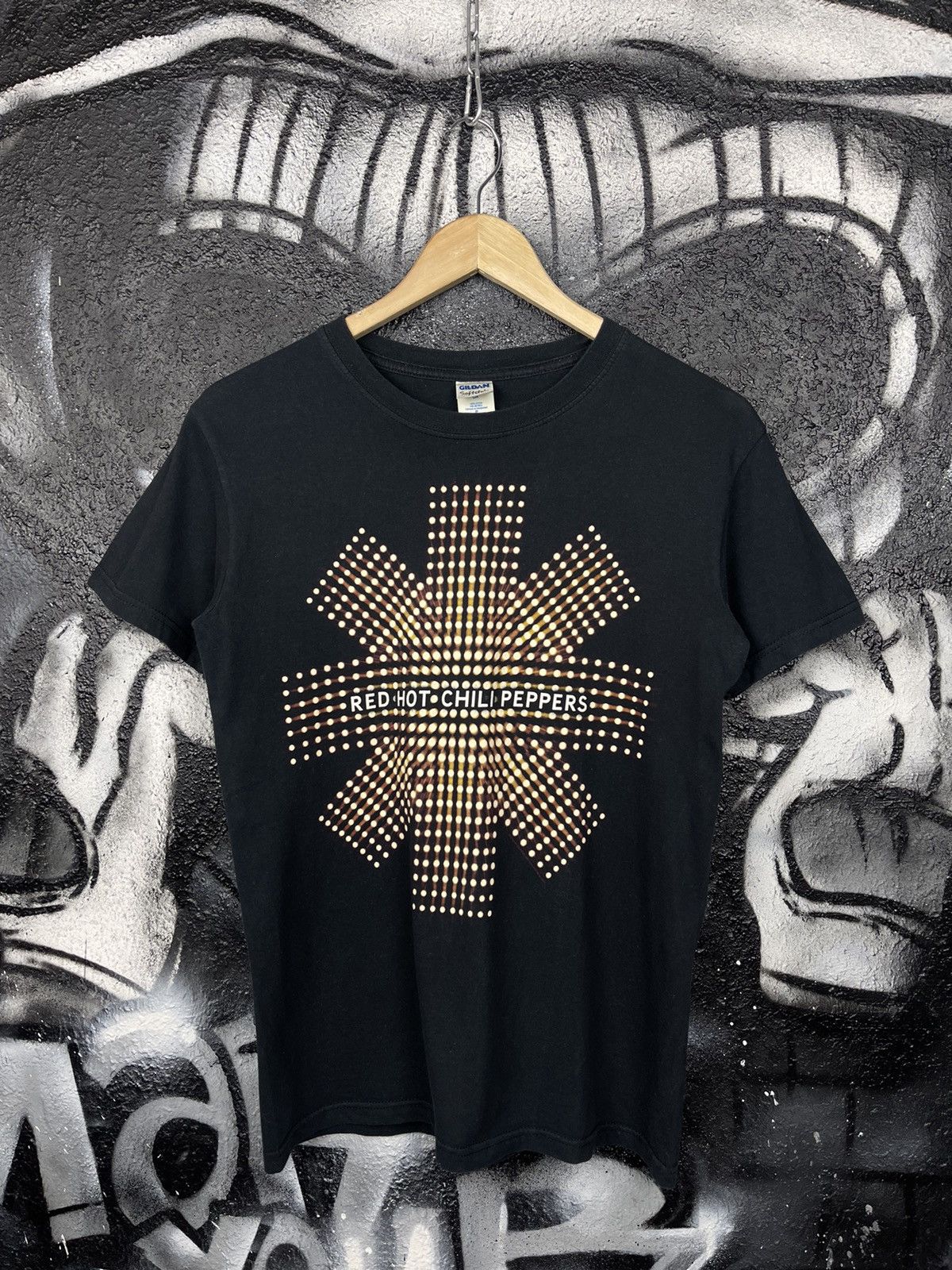Gildan Red Hot Chili Peppers Vintage Gildan Black T-Shirt Size S Size US S / EU 44-46 / 1 - 3 Thumbnail