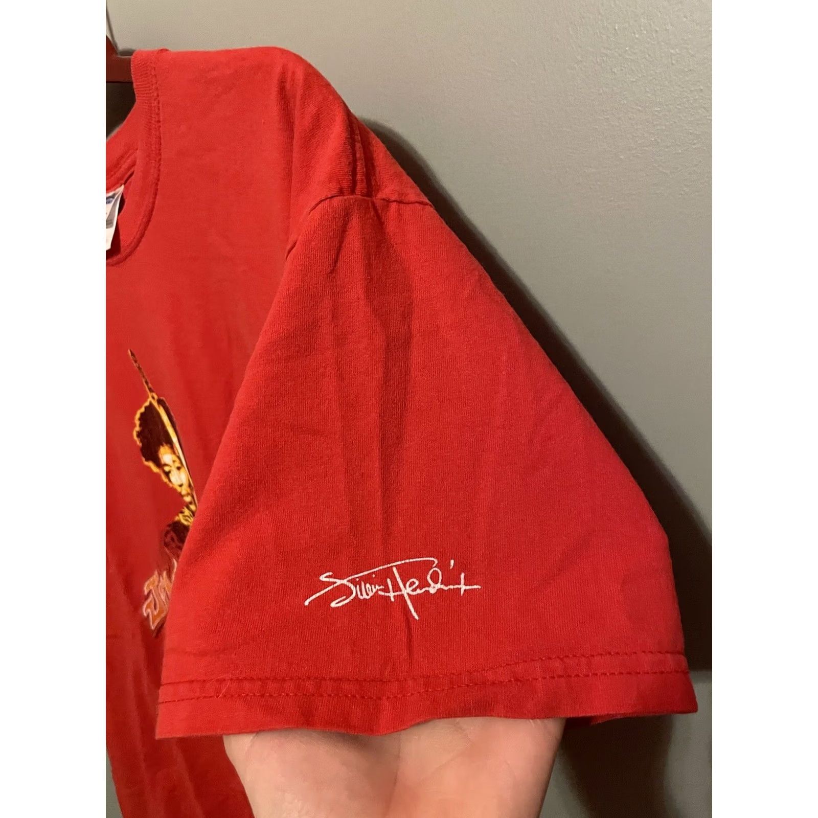 Gildan Vintage Jimi Hendrix Red Shirt Size XL Gildan Tag Graphic Rock (E296) Size US XL / EU 56 / 4 - 5 Thumbnail