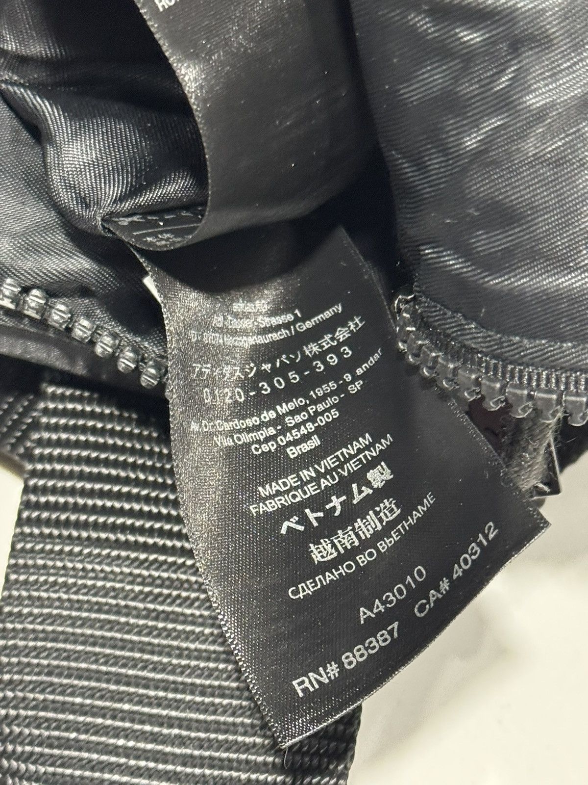 Y-3 adidas x Y-3 Yohji Yamamoto Crossbody Mini Duffel Bag Black Size ONE SIZE - 17 Thumbnail