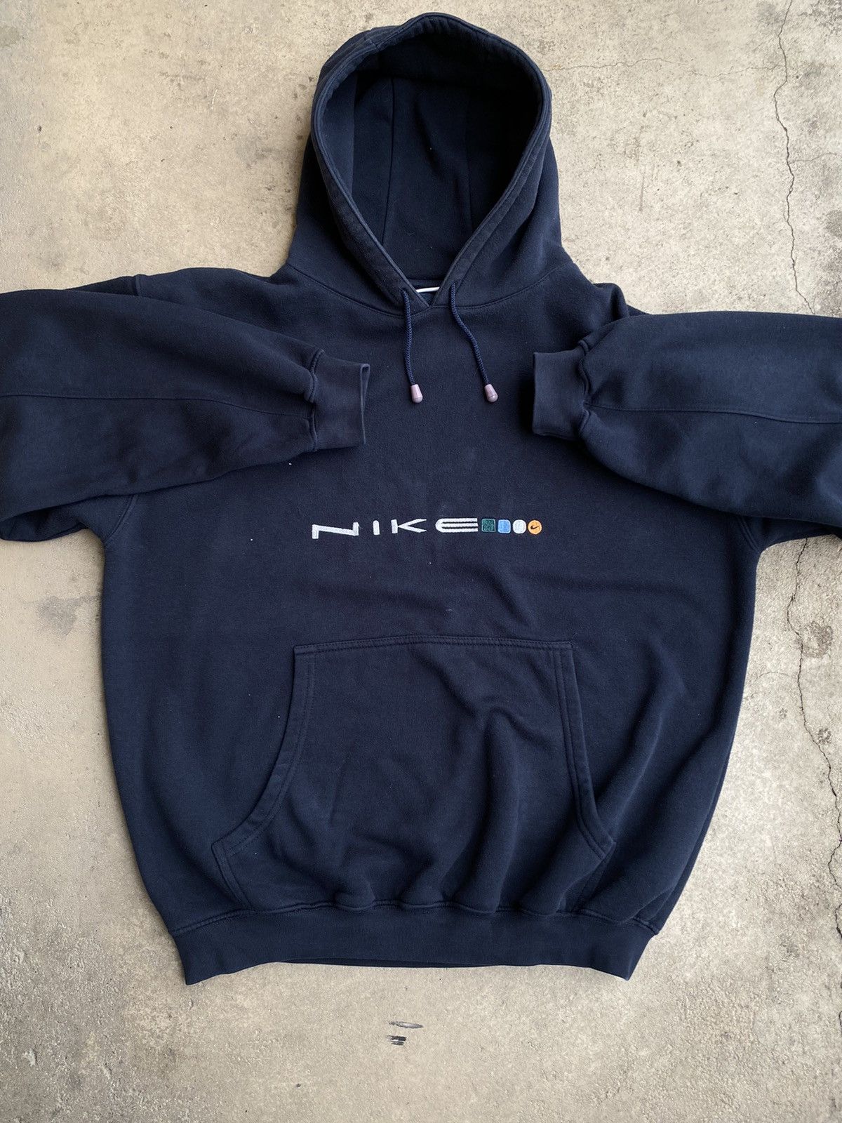 Nike × Vintage vintage 90' Nike central big logo hoodie baggy oversized Size US L / EU 52-54 / 3 - 1 Thumbnail