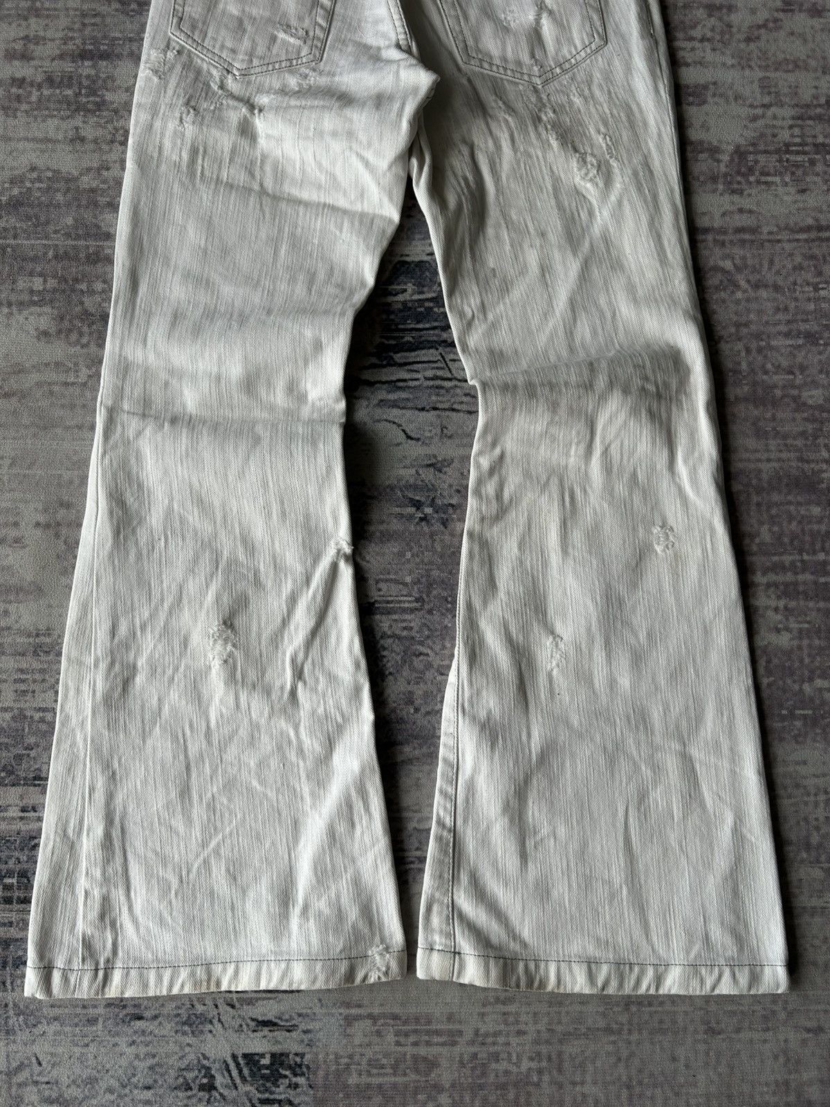 Tornado Mart Tornado Mart Super Flared Distressed Jeans Size US 31 - 11 Thumbnail
