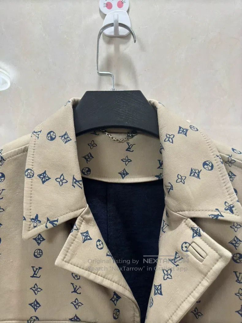 Louis Vuitton Louis Vuitton Monogram presbyopic full logo full print str Size US S / EU 44-46 / 1 - 2 Thumbnail