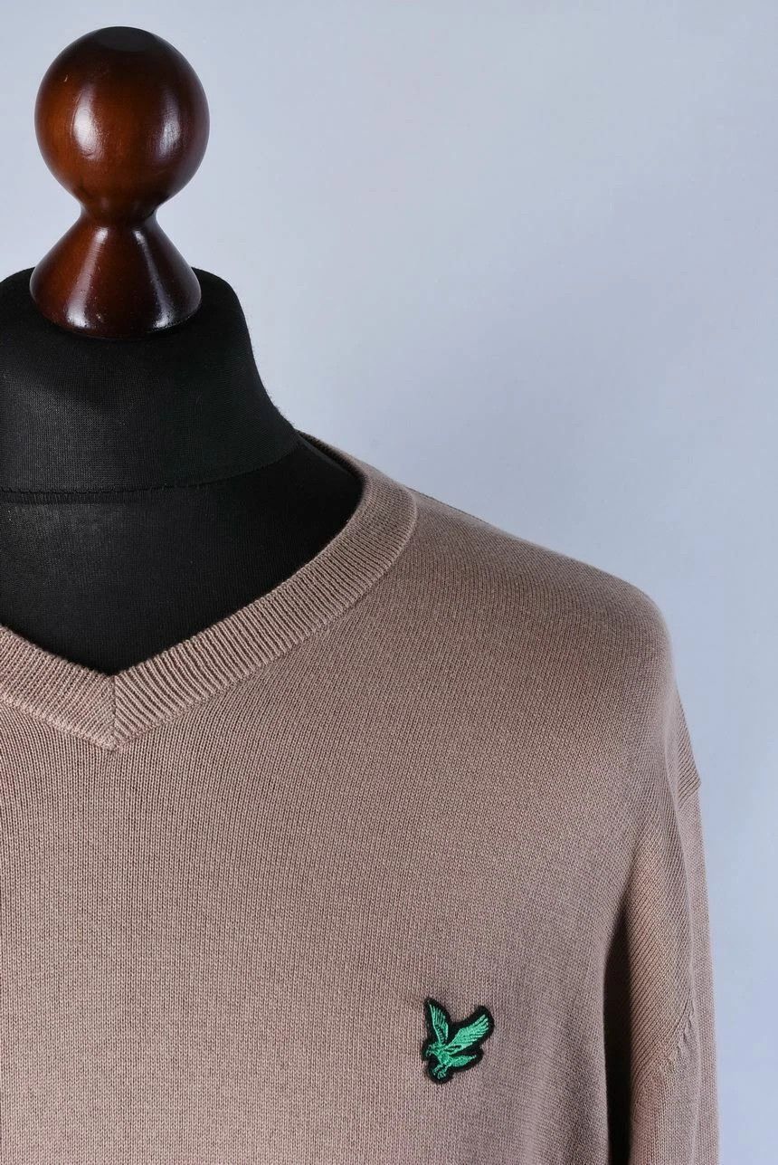Lyle & Scott Lyle & Scott V-Neck Cotton Knit Jumper Sweater Beige Size US XL / EU 56 / 4 - 2 Thumbnail
