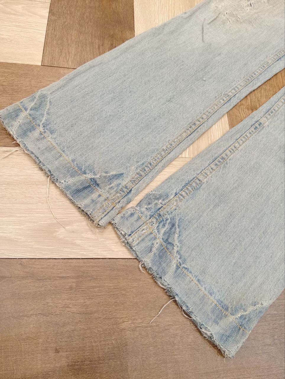 JUN MEN JAPANESE JUNMEN DISTRESSED JEANS - SIZE L Size US 34 / EU 50 - 4 Thumbnail