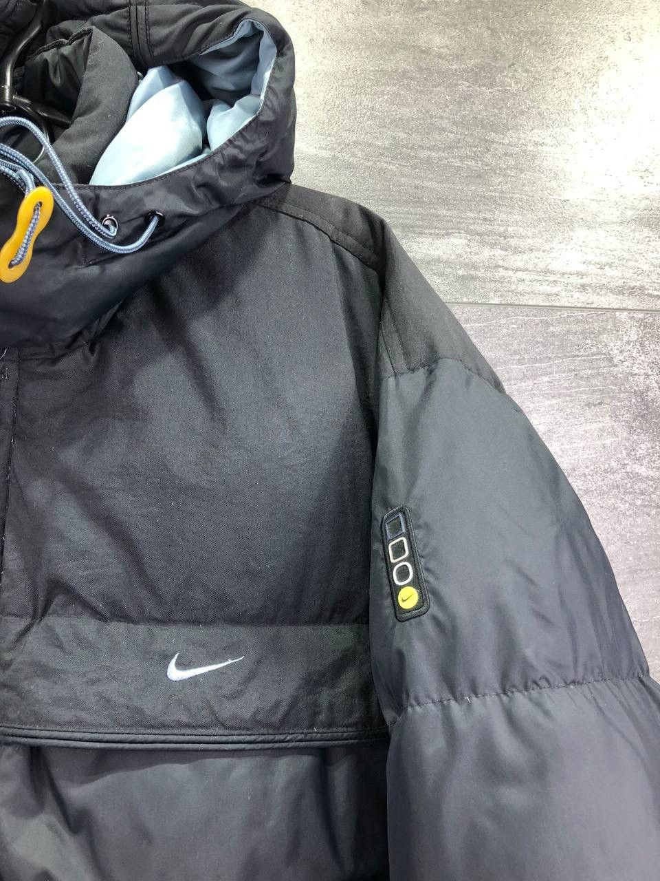 Vintage Vintage Black Down Puffer Nike Oregon USA Jacket Size US L / EU 52-54 / 3 - 2 Thumbnail