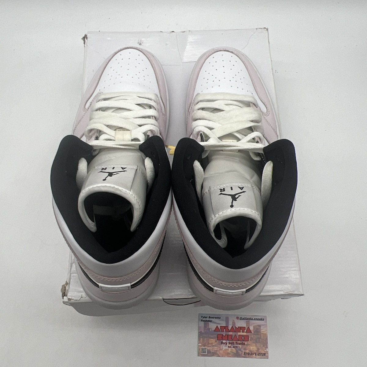 Jordan Brand Wmns air Jordan 1 mid barely rose Size US 12 / IT 42 - 7 Thumbnail