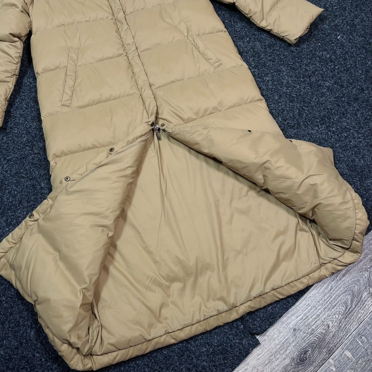 Moncler Moncler Vintage Down Coat Jacket long Size L / US 10 / IT 46 - 10 Thumbnail