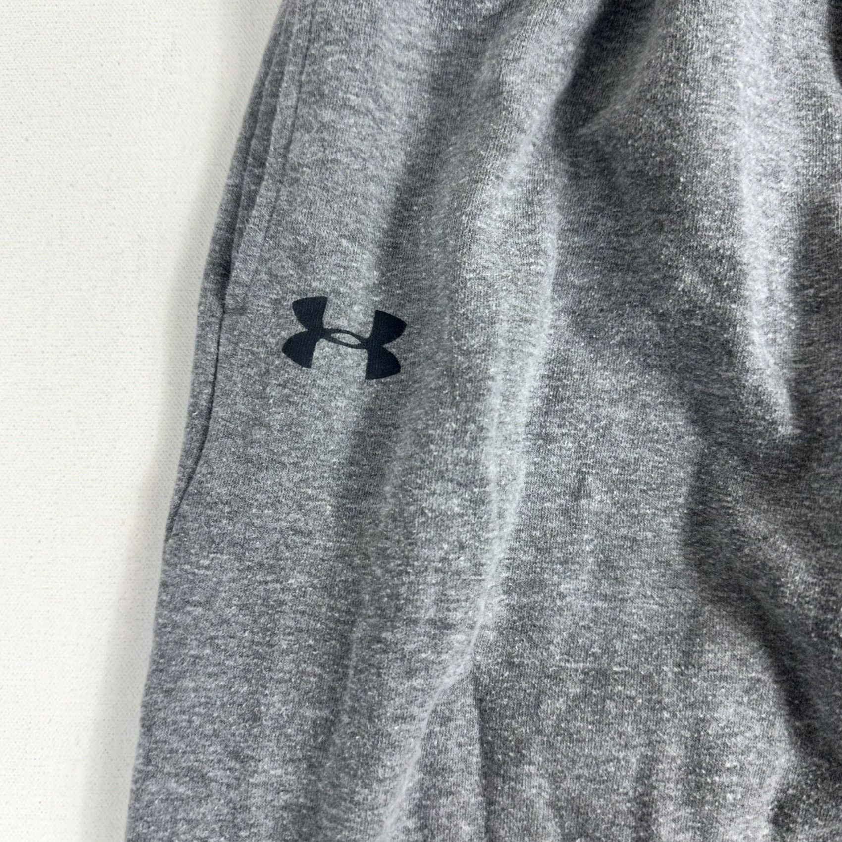 Under Armour Under Armour Rival Fleece Joggers Gray Mens Small Active Sweatpants Athletic Tapered PocketsElastic Waist Gym & Training Running & Jogging Pants Size US 29 - 3 Thumbnail