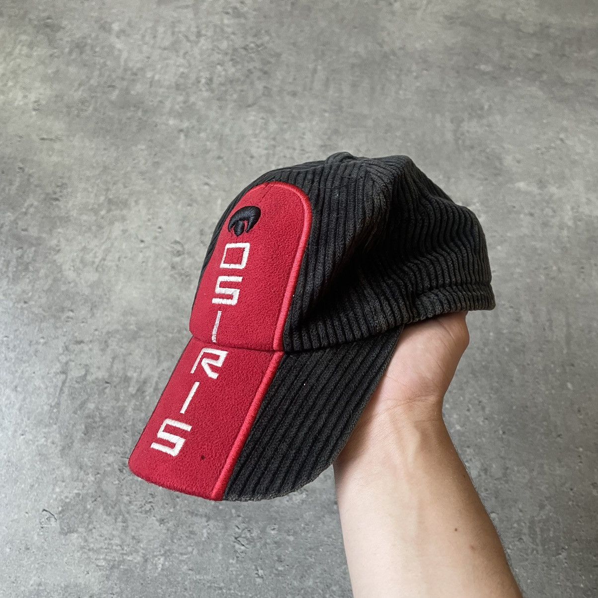 Osiris × Vintage Vintage Osiris Corduroy Cap Sk8 Size ONE SIZE - 1 Thumbnail