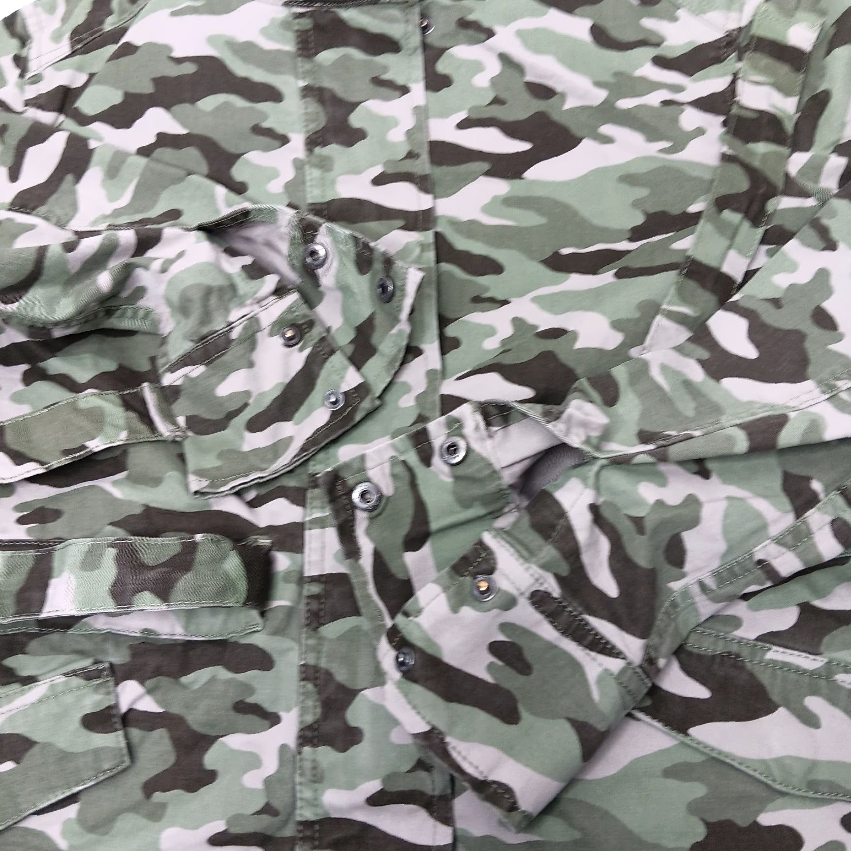 Banana Republic Banana Republic Women's XS Camouflage Utility Jacket Short Sleeve Tie Waist Green Fall Spring Summer Size XS / US 0-2 / IT 36-38 - 7 Thumbnail