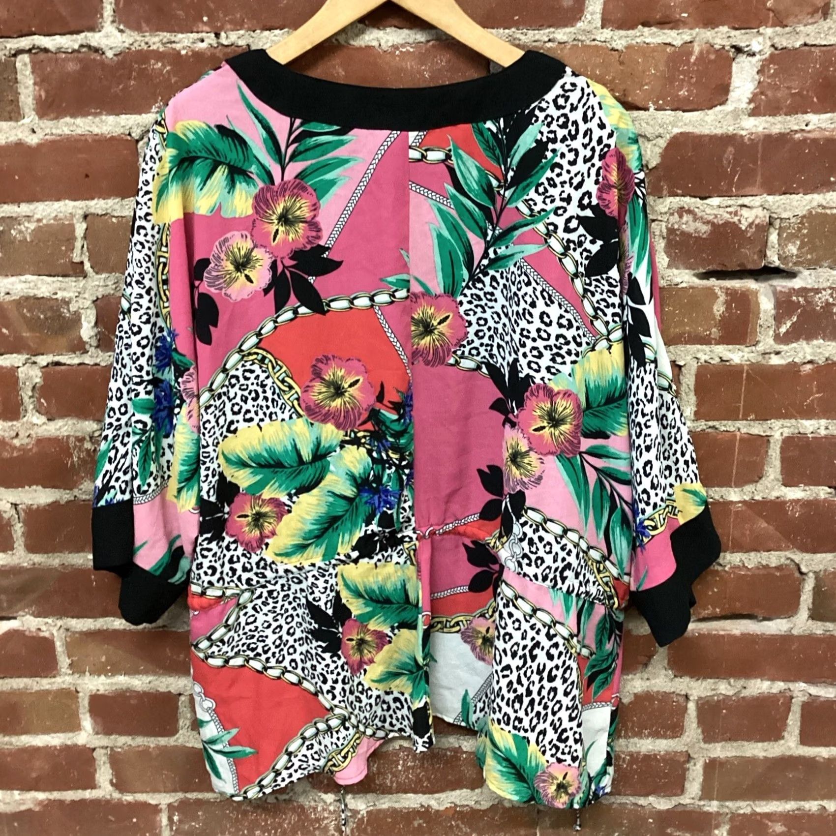 Avenue VINTAGE Avenue Blouse Women 18/20 Silk Black Long Sleeve Button Ruffle African? Size XXL / US 16-18 / IT 52-54 - 5 Thumbnail