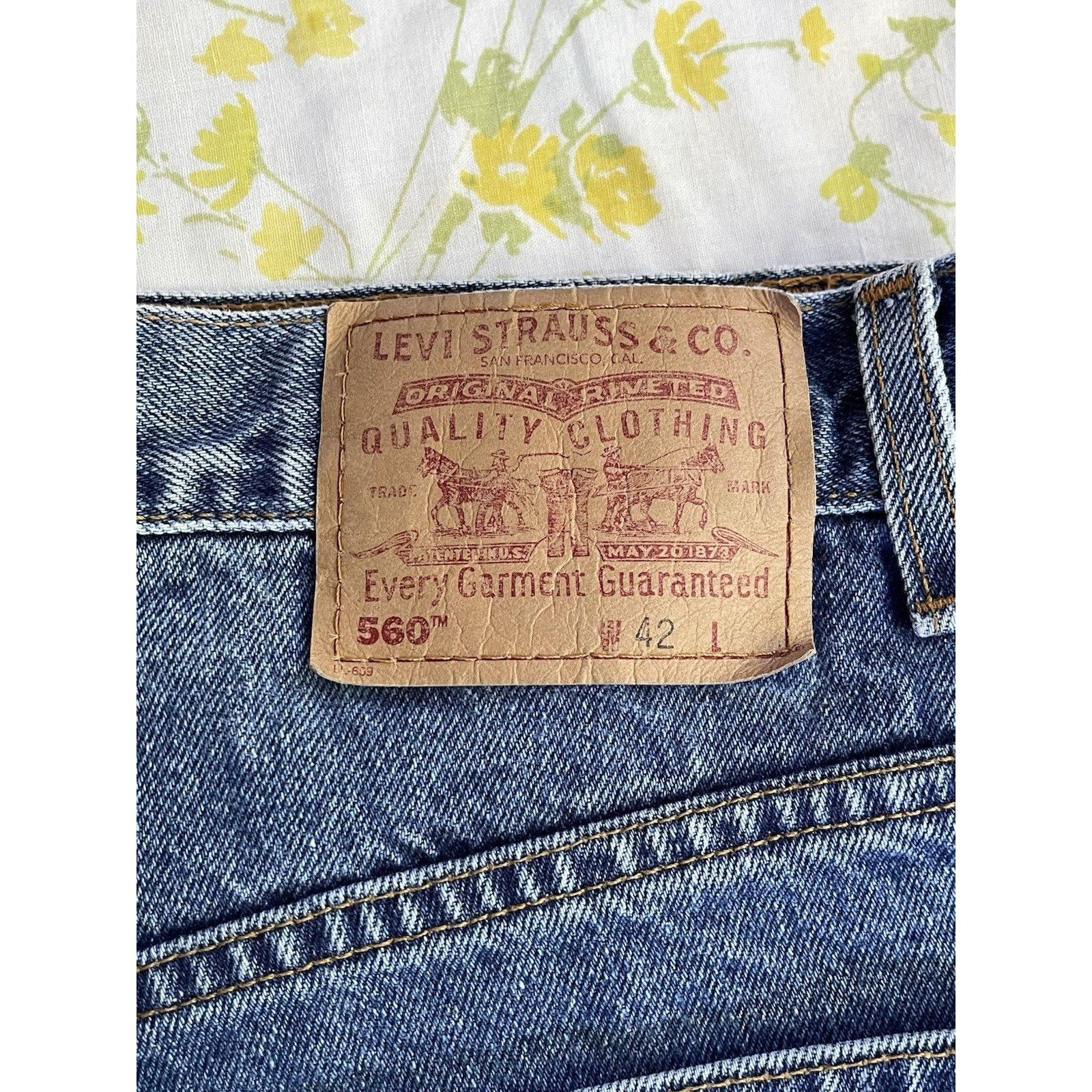 Levi's VTG Levi’s 560 Loose Fit Jean Shorts Men’s Size 42 Jorts Size US 42 / EU 58 - 4 Thumbnail