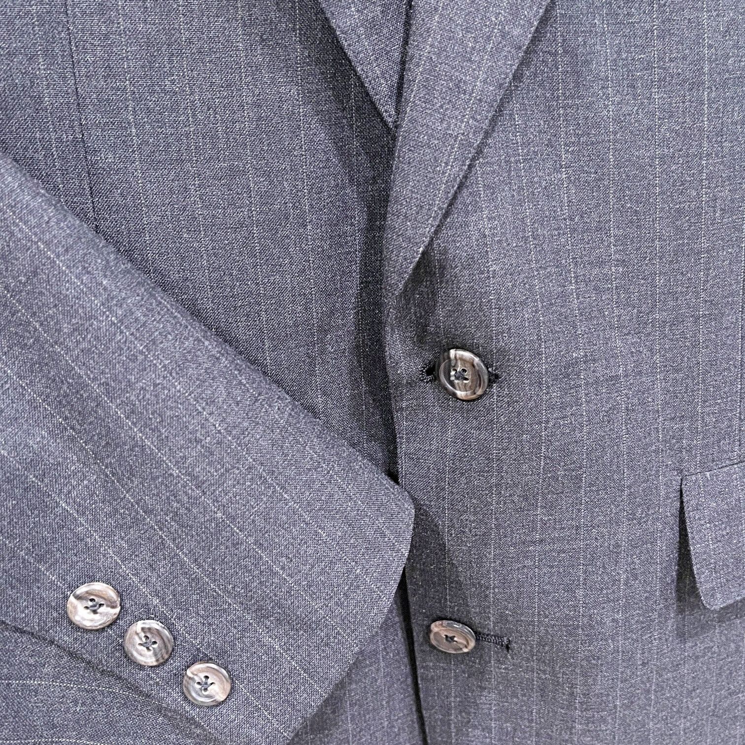 Brooks Brothers Brooks Brothers Wool Pinstripe Suit Gray Pleatetd 41R Size 40R - 4 Thumbnail