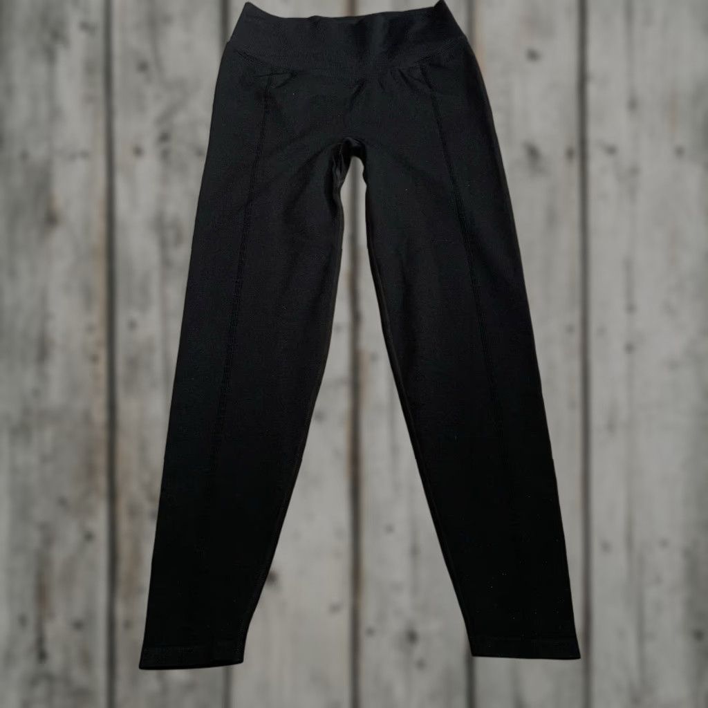 Victoria's Secret PINK Victoria’s Secret Ultimate Leggings Womens Sz Medium Black Stretch 170/72A Size 32" / US 10 / IT 46 - 1 Thumbnail