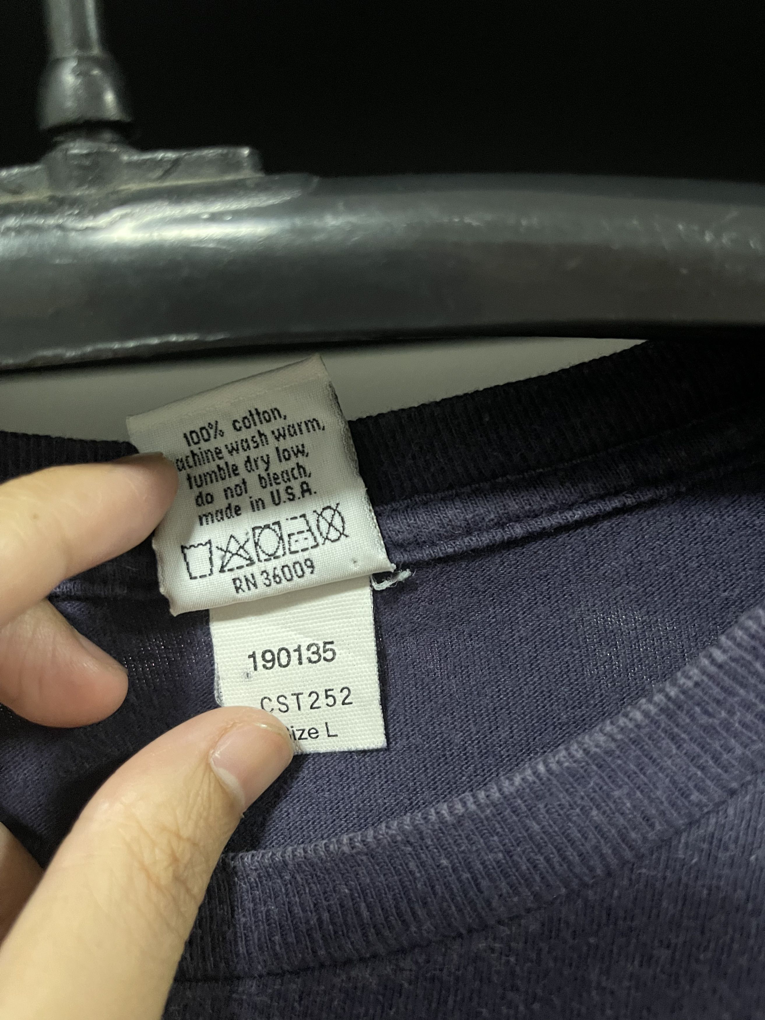 Calvin Klein × Vintage 90'S Calvin Klein logo Tee L made in USA Size US L / EU 52-54 / 3 - 4 Thumbnail