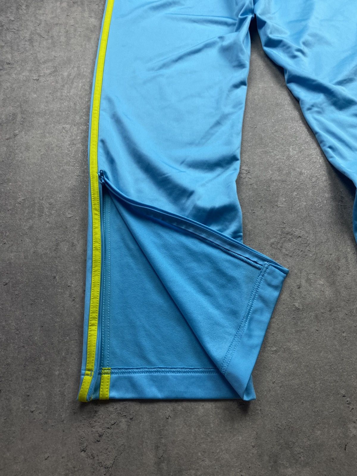Adidas Vintage 90’s Adidas pant streetwear y2k pank lgbt casual Size US 30 / EU 46 - 9 Thumbnail