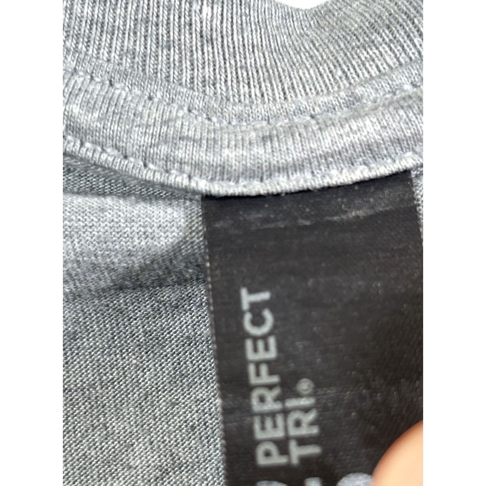 Vintage Whenever Fitness Employee Men's Graphic T-Shirt Size Large Gray Size US L / EU 52-54 / 3 - 4 Thumbnail