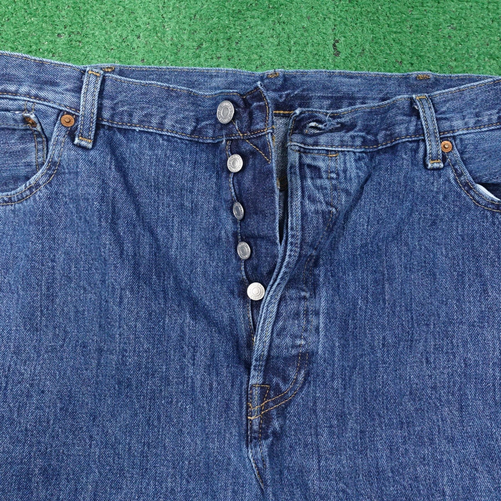 Levi's Vintage Levi's 501 Jeans Men Size 42x32 Blue Denim Straight Fit Button Fly 100% Cotton Size US 42 / EU 58 - 3 Thumbnail