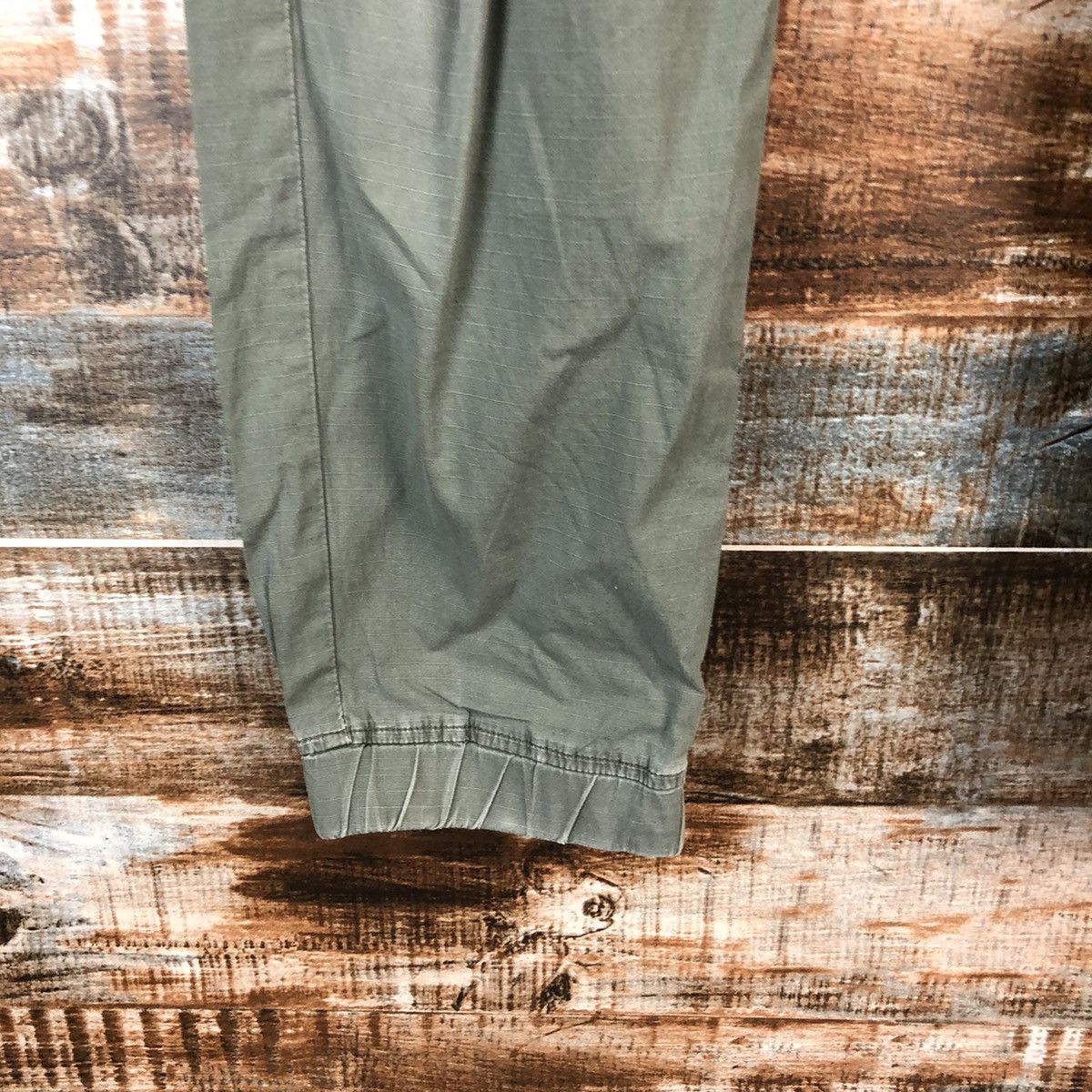 Uniqlo Uniqlo Green Cargo ripped Multipocket utility Pants #A2393 Size US 33 - 11 Thumbnail