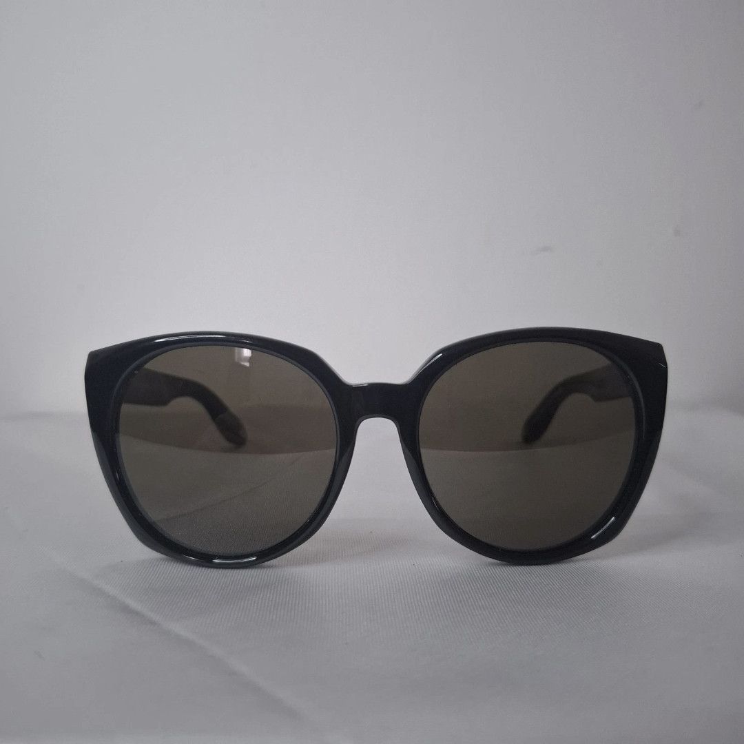Givenchy GIVENCHY Glossy Black Grey Gradient Cateye Sunglasses Size ONE SIZE - 2 Thumbnail
