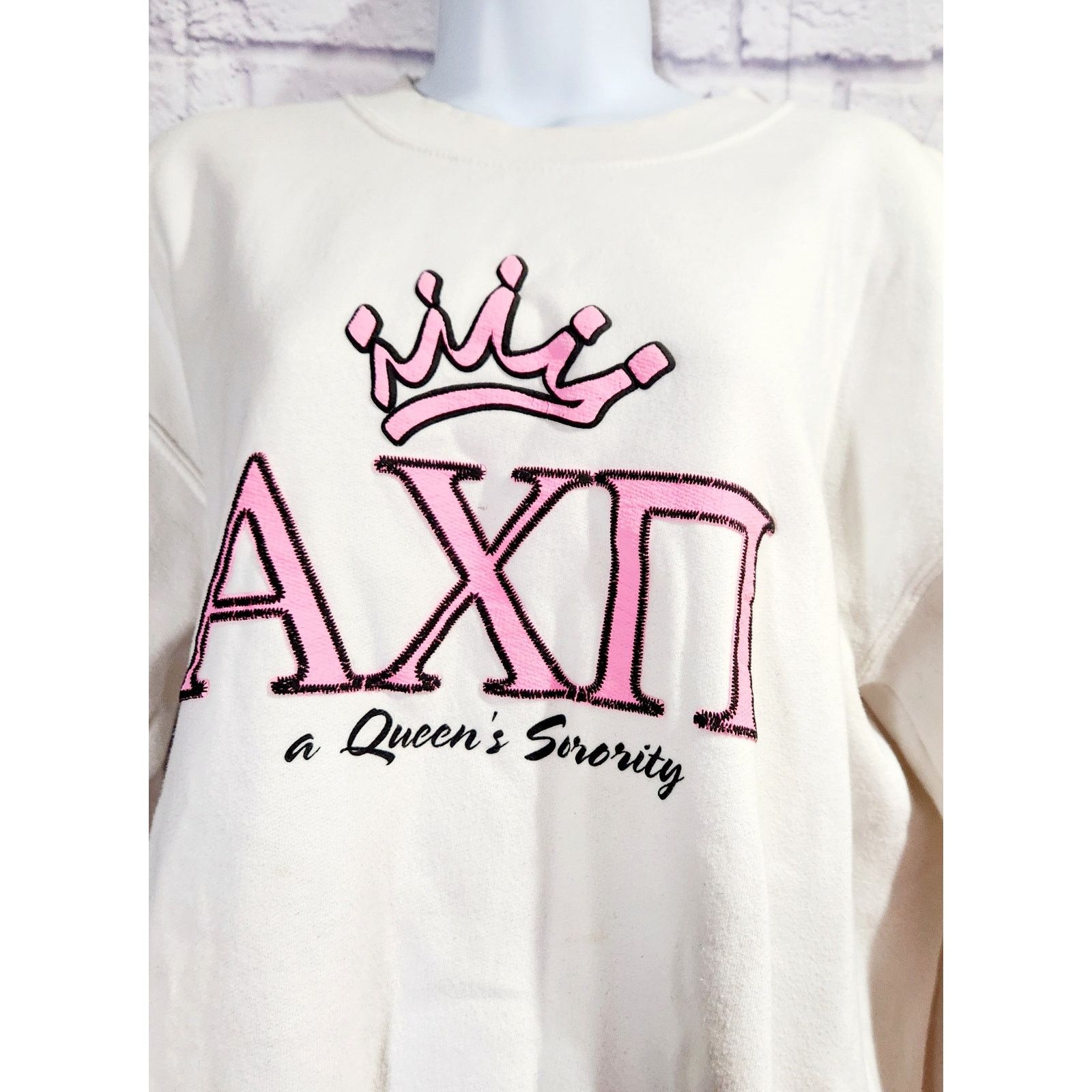 Other Gildan White Pink AXN A Queens Sorority Graphic Sweatshirt M Size M / US 6-8 / IT 42-44 - 2 Thumbnail