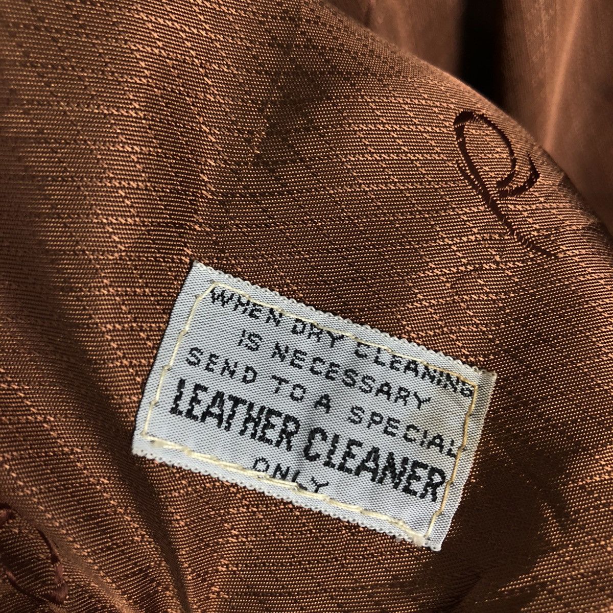 Japanese Brand Vintage Fly Bomber Leather Jacket Remy Blanket Issey Miyake Size US M / EU 48-50 / 2 - 20 Thumbnail