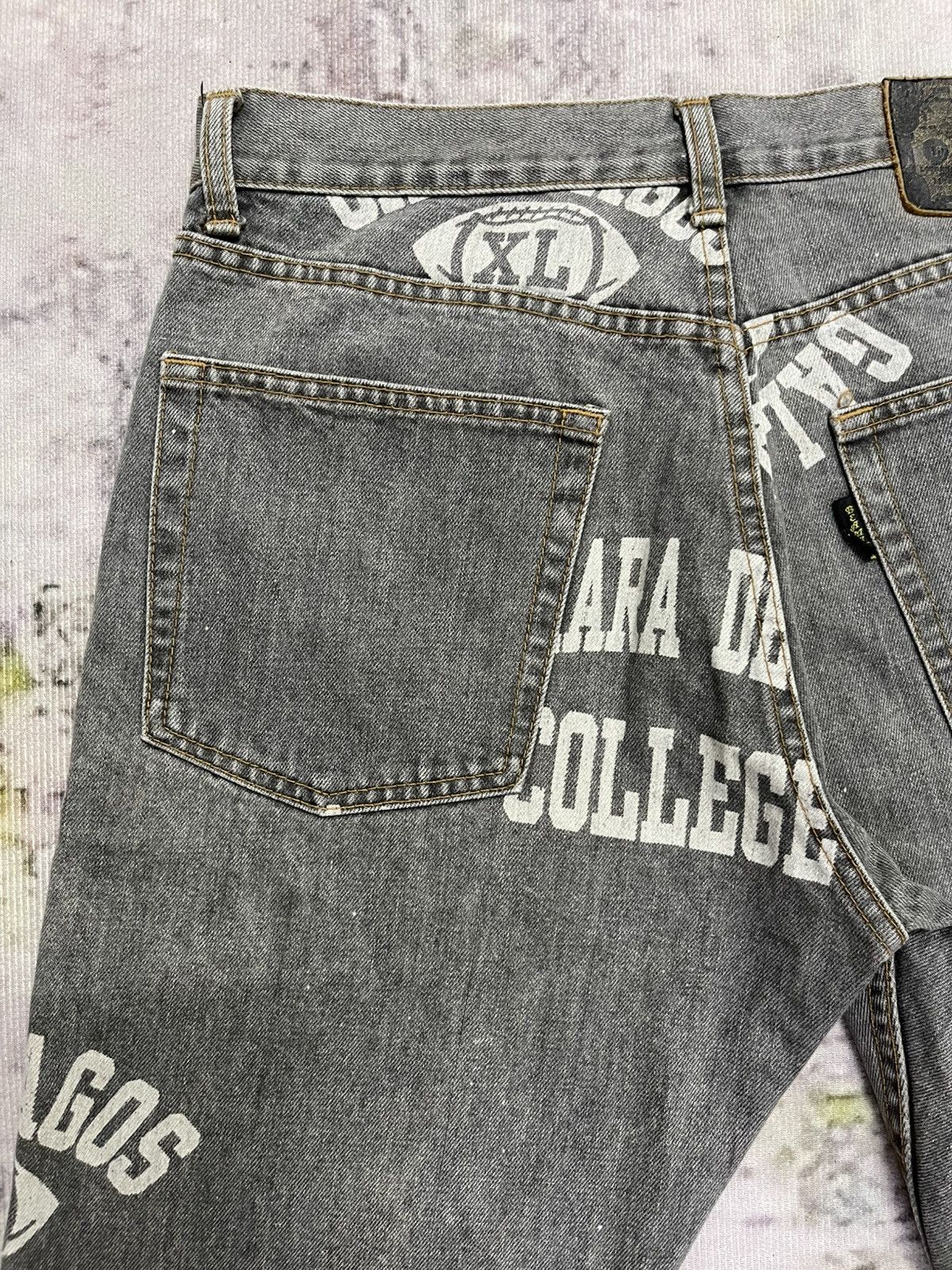 Beams Japan Japan Beams Vintage Painted Galapagos Football Jeans Size US 31 - 11 Thumbnail