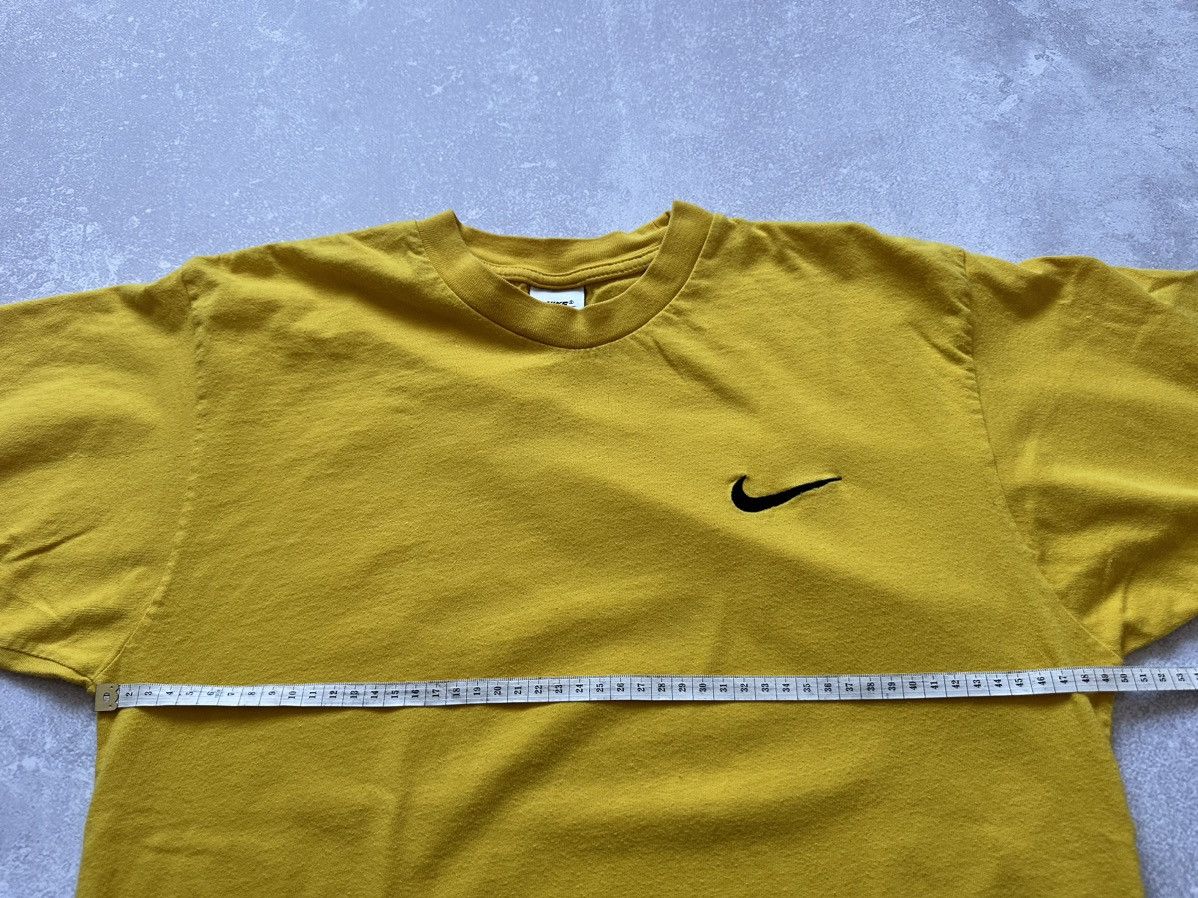 Nike × Vintage T-shirt Nike Vintage Streetwear size S Yellow Size US S / EU 44-46 / 1 - 7 Thumbnail